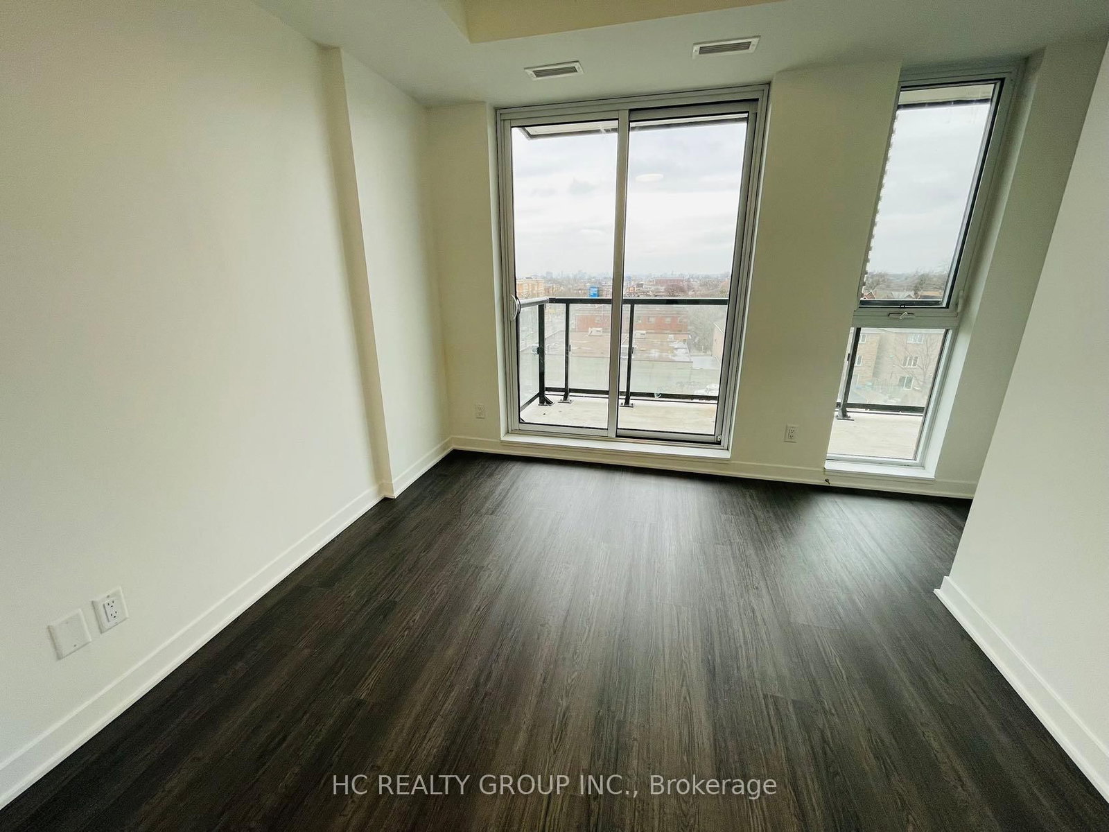 185 Alberta Avenue, Unit 708 - Photo 11