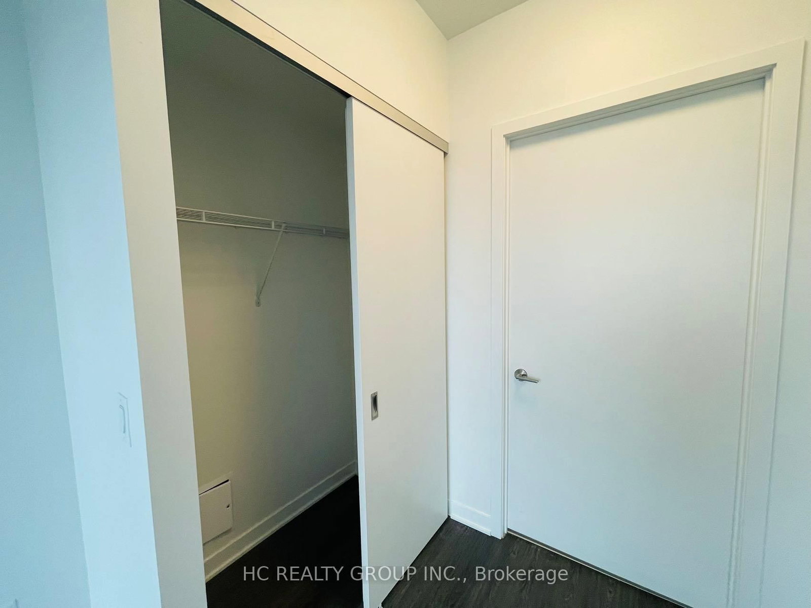 185 Alberta Avenue, Unit 708 - Photo 14
