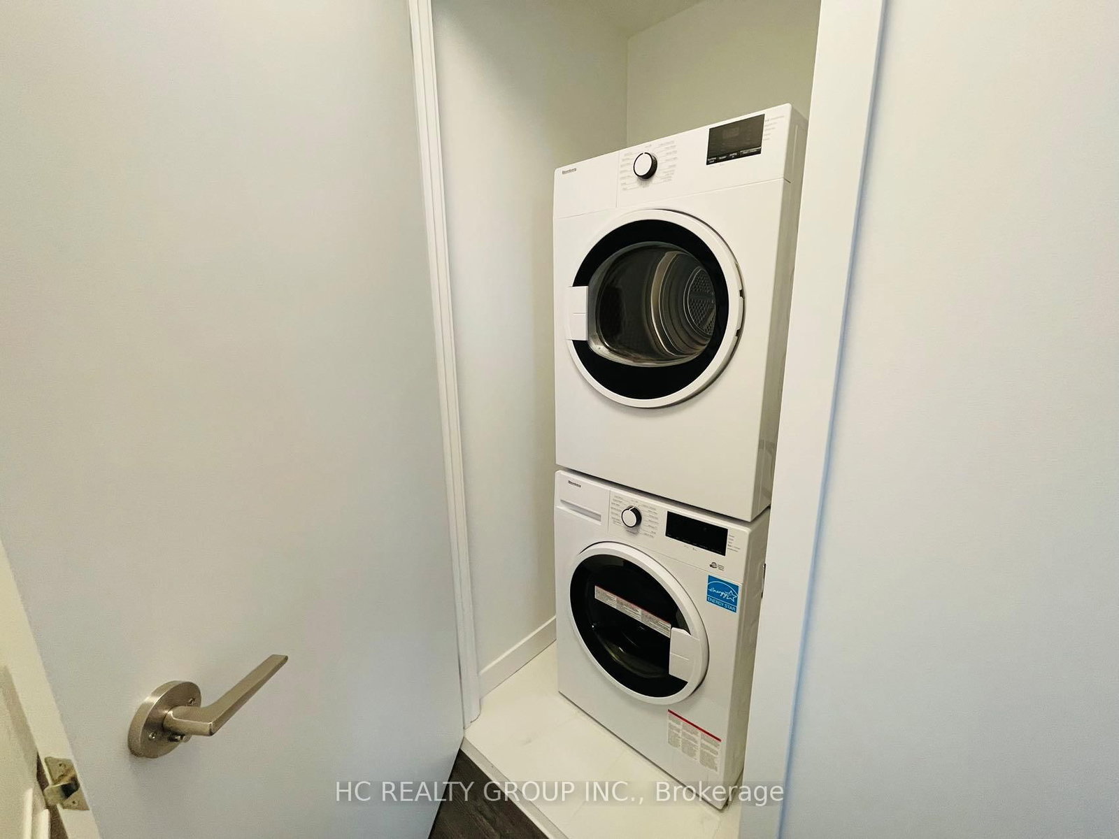 185 Alberta Avenue, Unit 708 - Photo 8