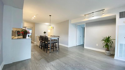 309-33 Singer Court, Toronto, Ontario image-0-2