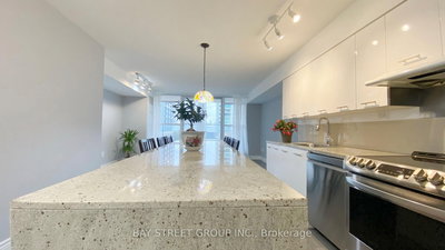 309-33 Singer Court, Toronto, Ontario image-0-3