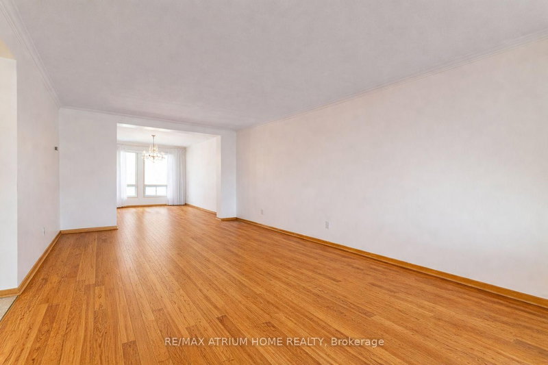 522 Cummer Ave, Toronto, M2K 2L9 | Image 2