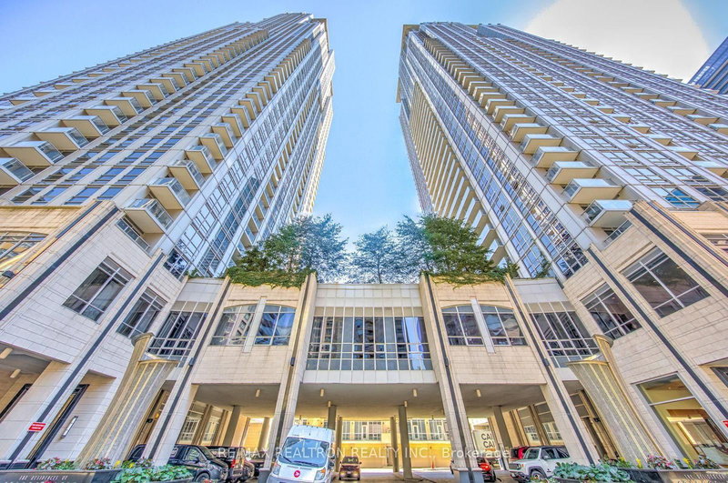 610 - 761 Bay St, Toronto, M5G 2R2 | Image 2