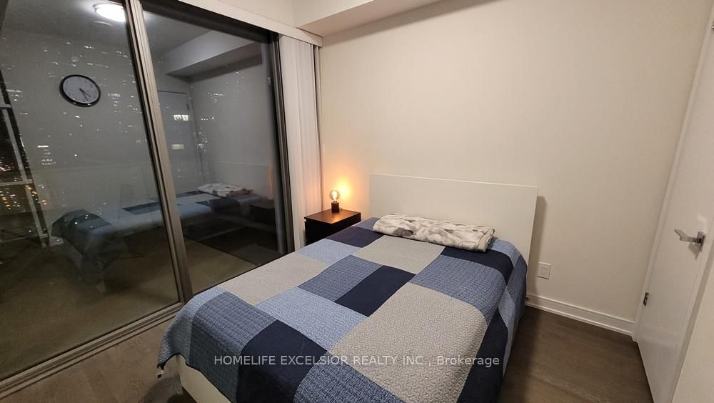 57 St Joseph Street, Unit 1809 - Photo 4