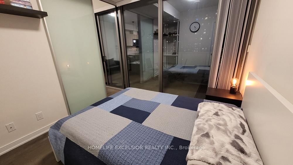 57 St Joseph Street, Unit 1809 - Photo 5