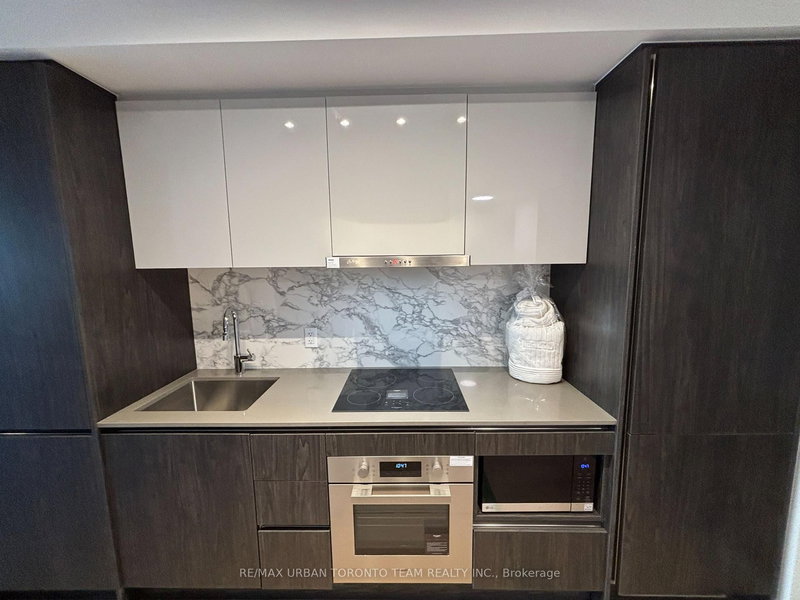 803 - 180 Front St E, Toronto, M5A 0A9 | Image 3