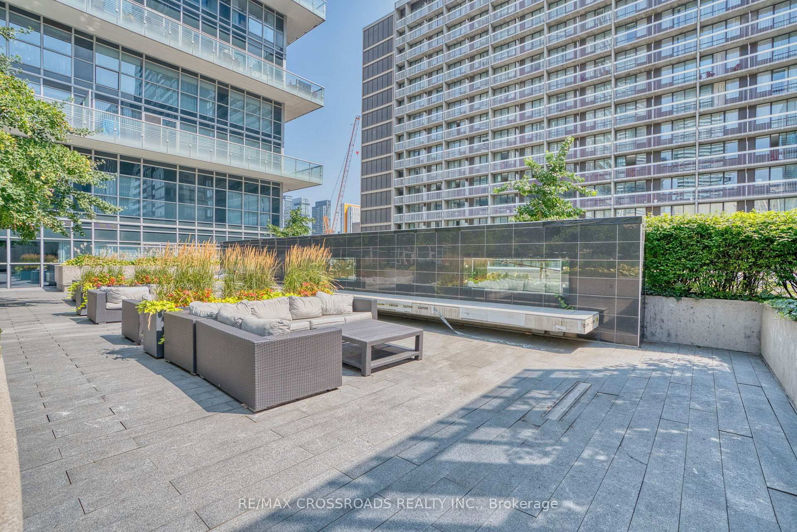 388 Yonge Street, Unit 6705 - Photo 11