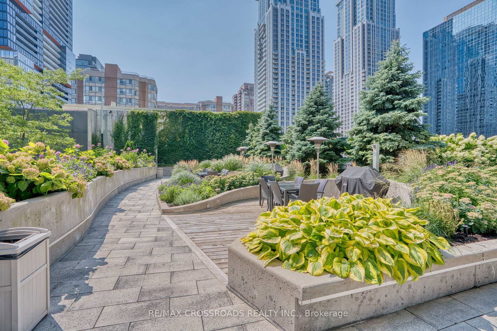 388 Yonge Street, Unit 6705 - Photo 13