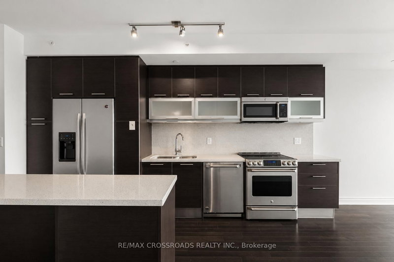 6705 - 388 Yonge St, Toronto, M5B 0A4 | Image 2