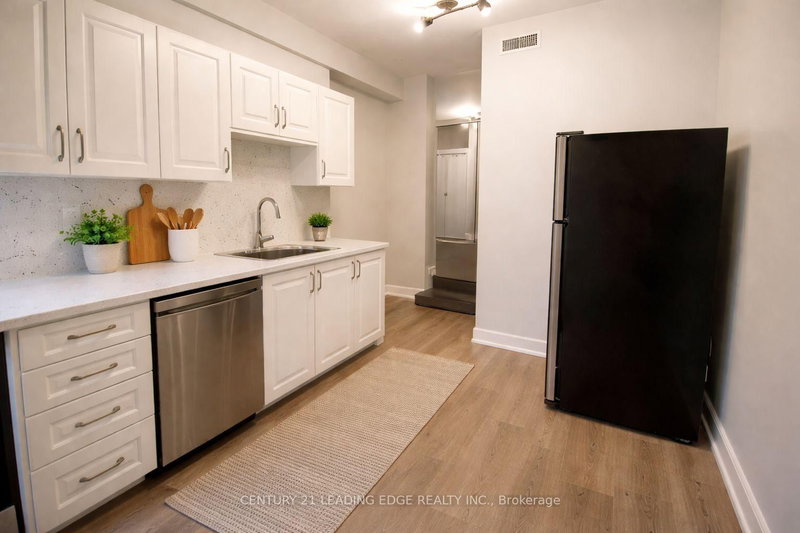 A - 260 Dupont St, Toronto, M5R 1V7 | Image 2