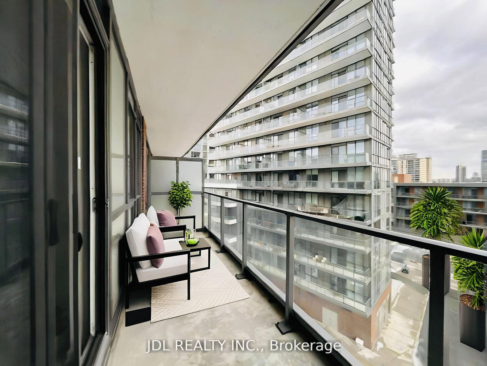 36 Forest Manor Road, Unit 622 - Photo 11