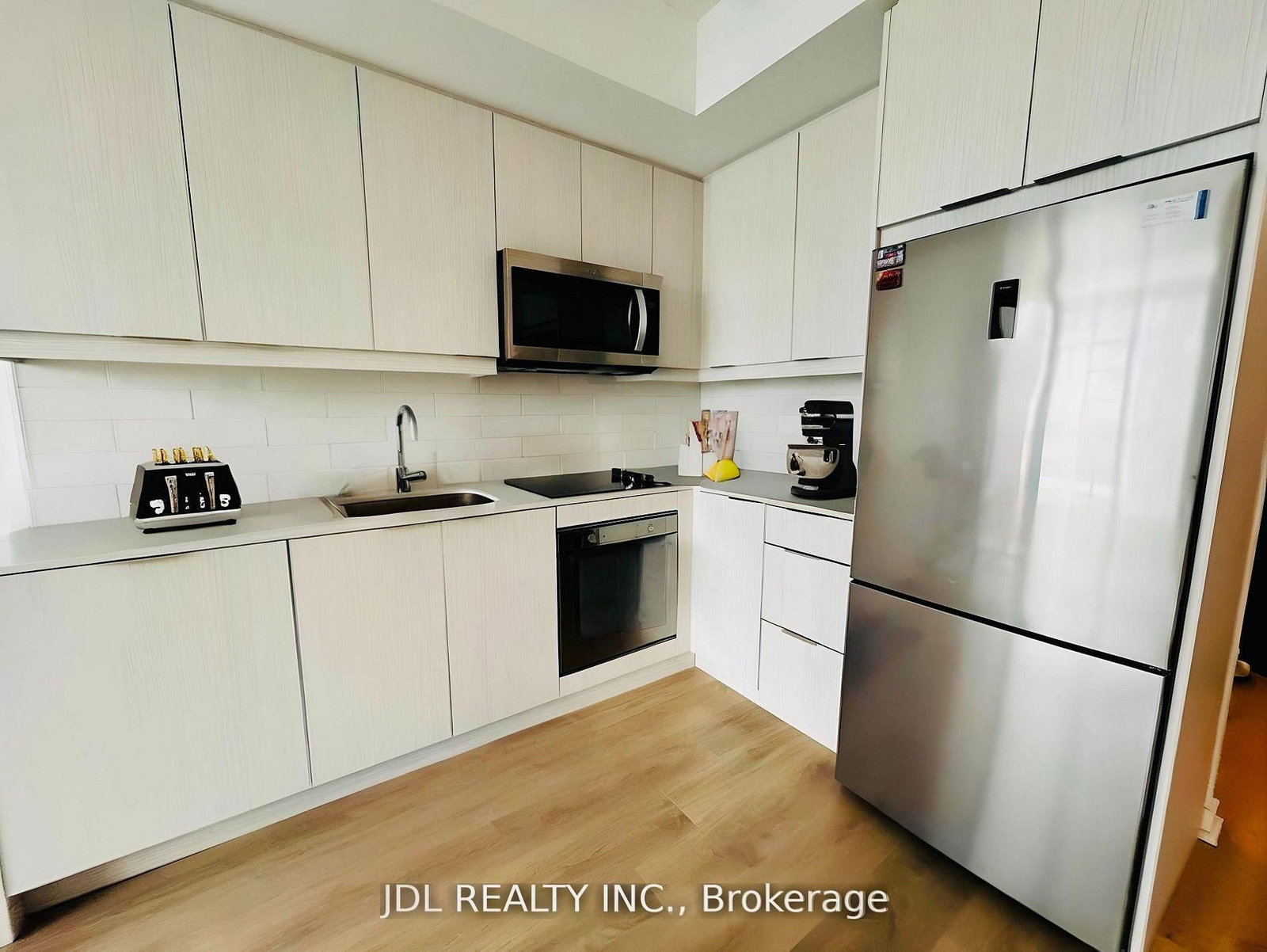 36 Forest Manor Road, Unit 622 - Photo 8