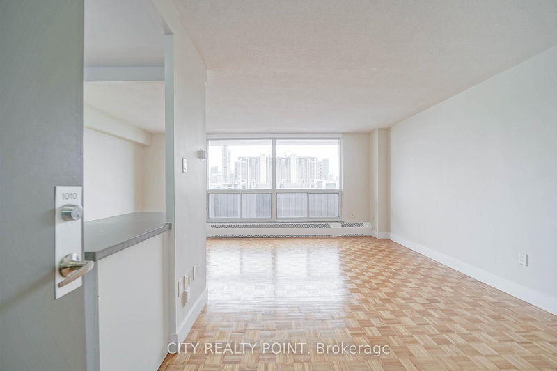 2510 - 666 Spadina Ave, Toronto, M5S 2H8 | Image 2