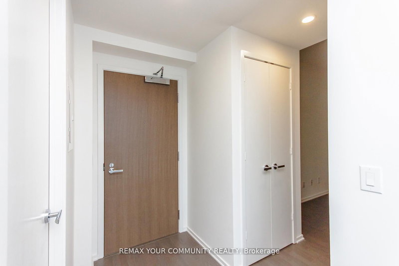 4604 - 1 Bloor St E, Toronto, M4W 1A9 | Image 3