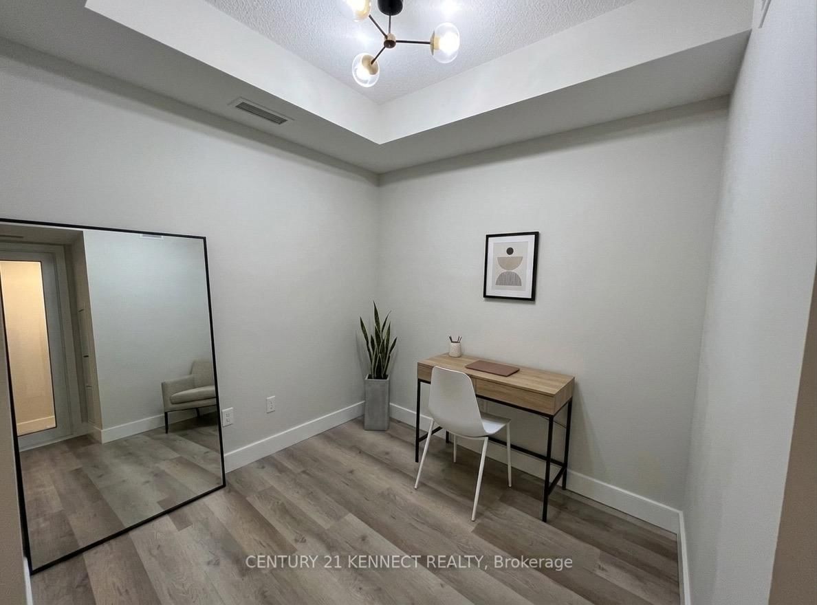 386 Yonge Street, Unit 4213 - Photo 10