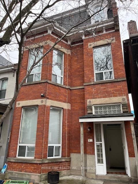 home for lease on 201-31 D'Arcy Street