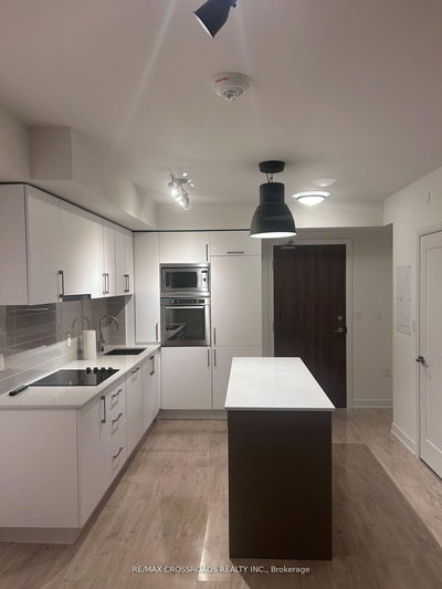 705E - 576 Front St | Toronto | Image