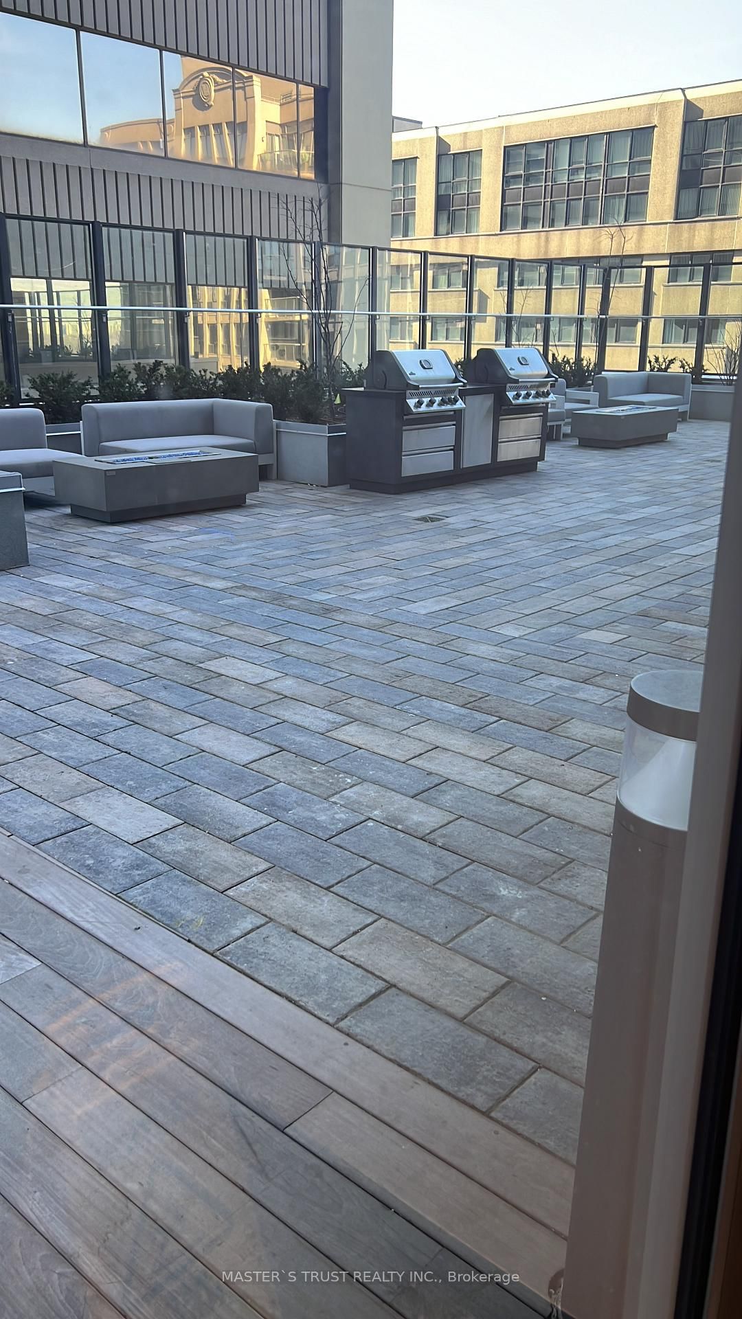 395 Bloor Street E, Unit 9 - Photo 13