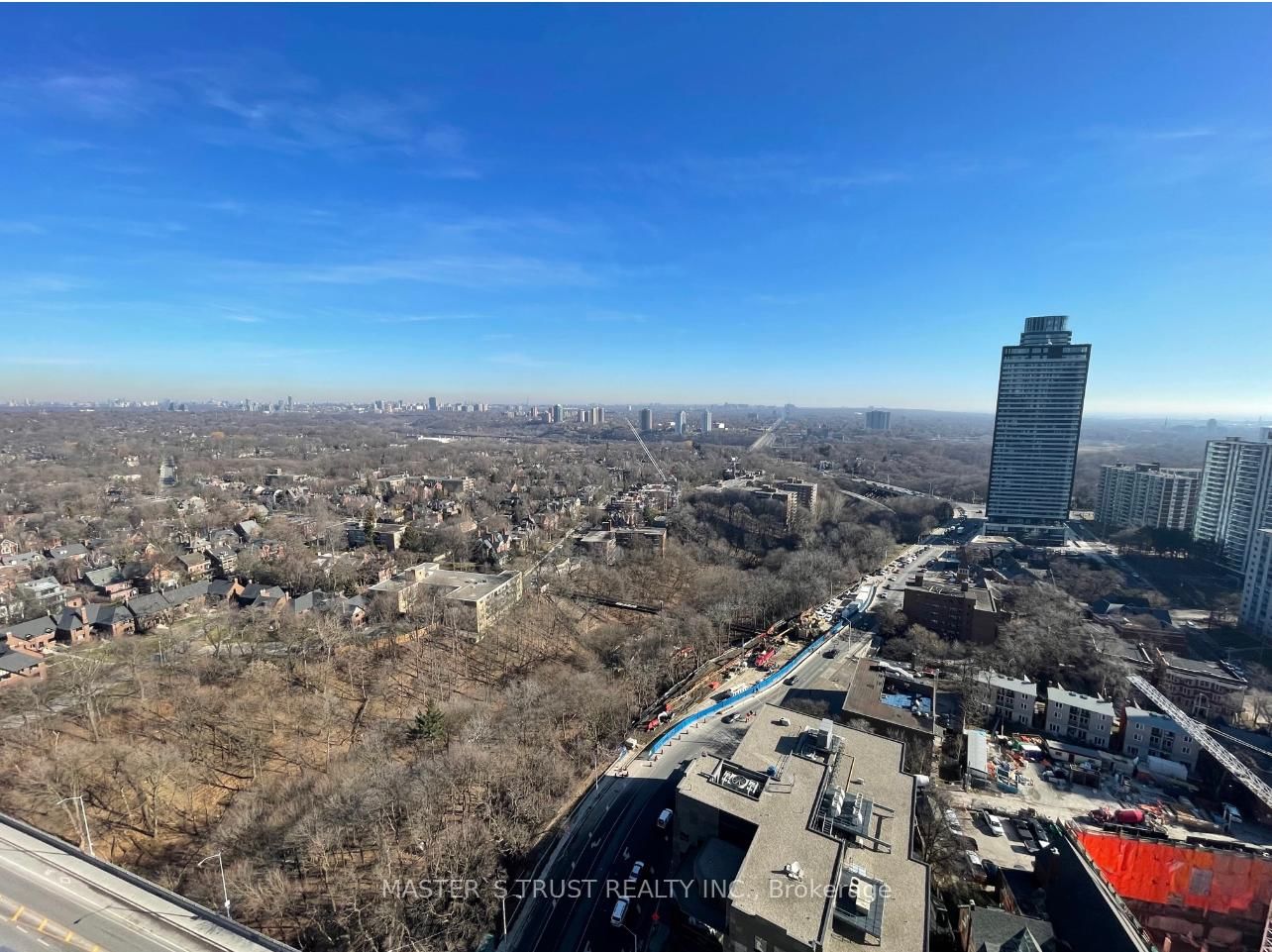 395 Bloor Street E, Unit 9 - Photo 9