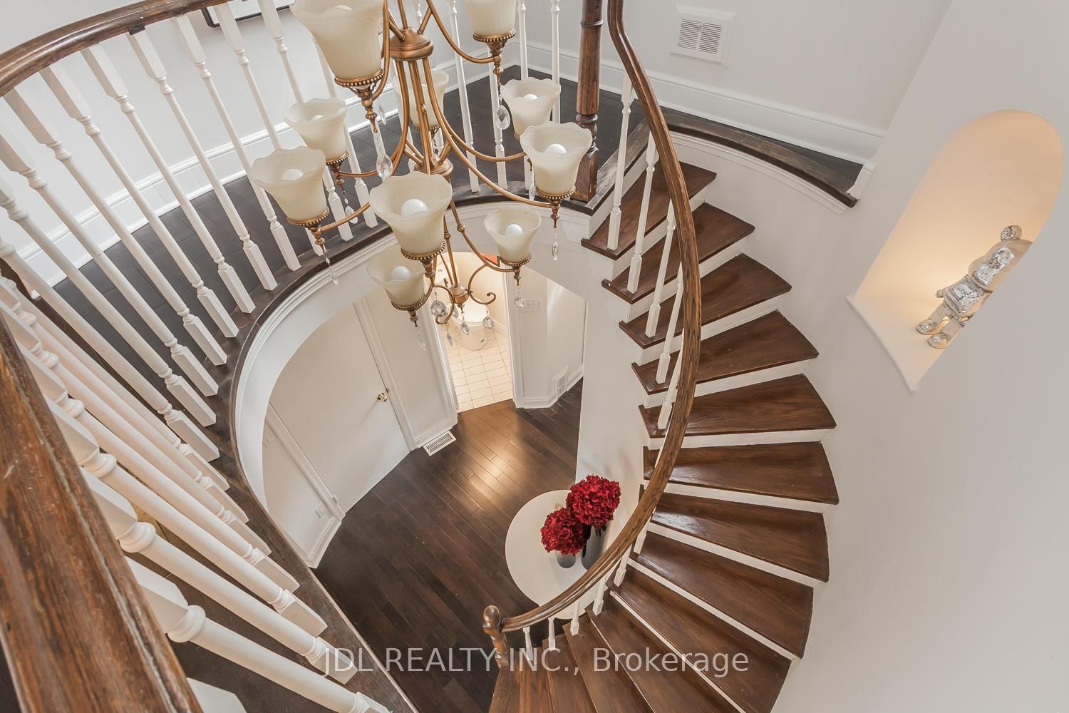 6 Farmingdale Road - Photo 15