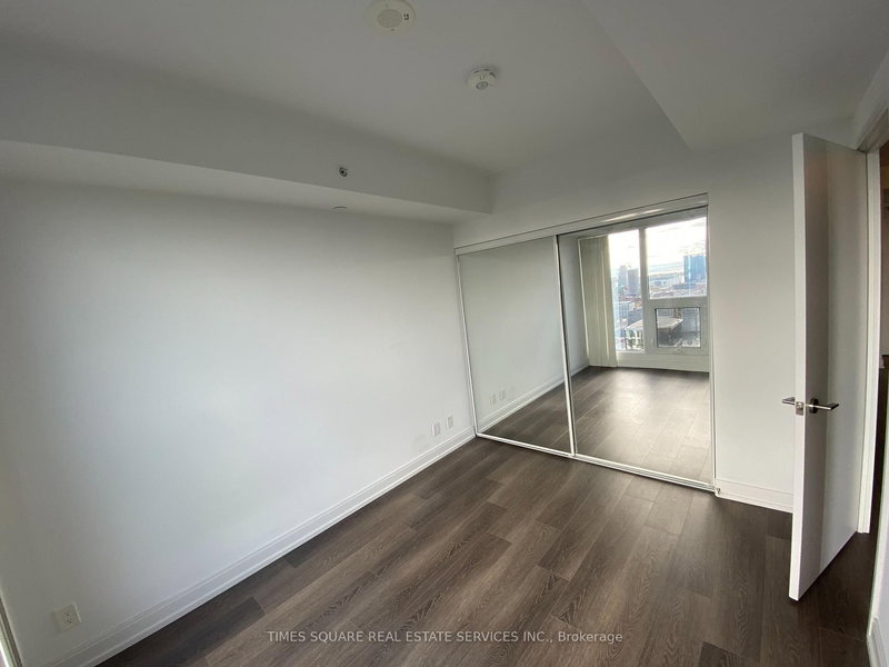 2806 - 181 Dundas St E, Toronto, M5A 0N5 | Image 3