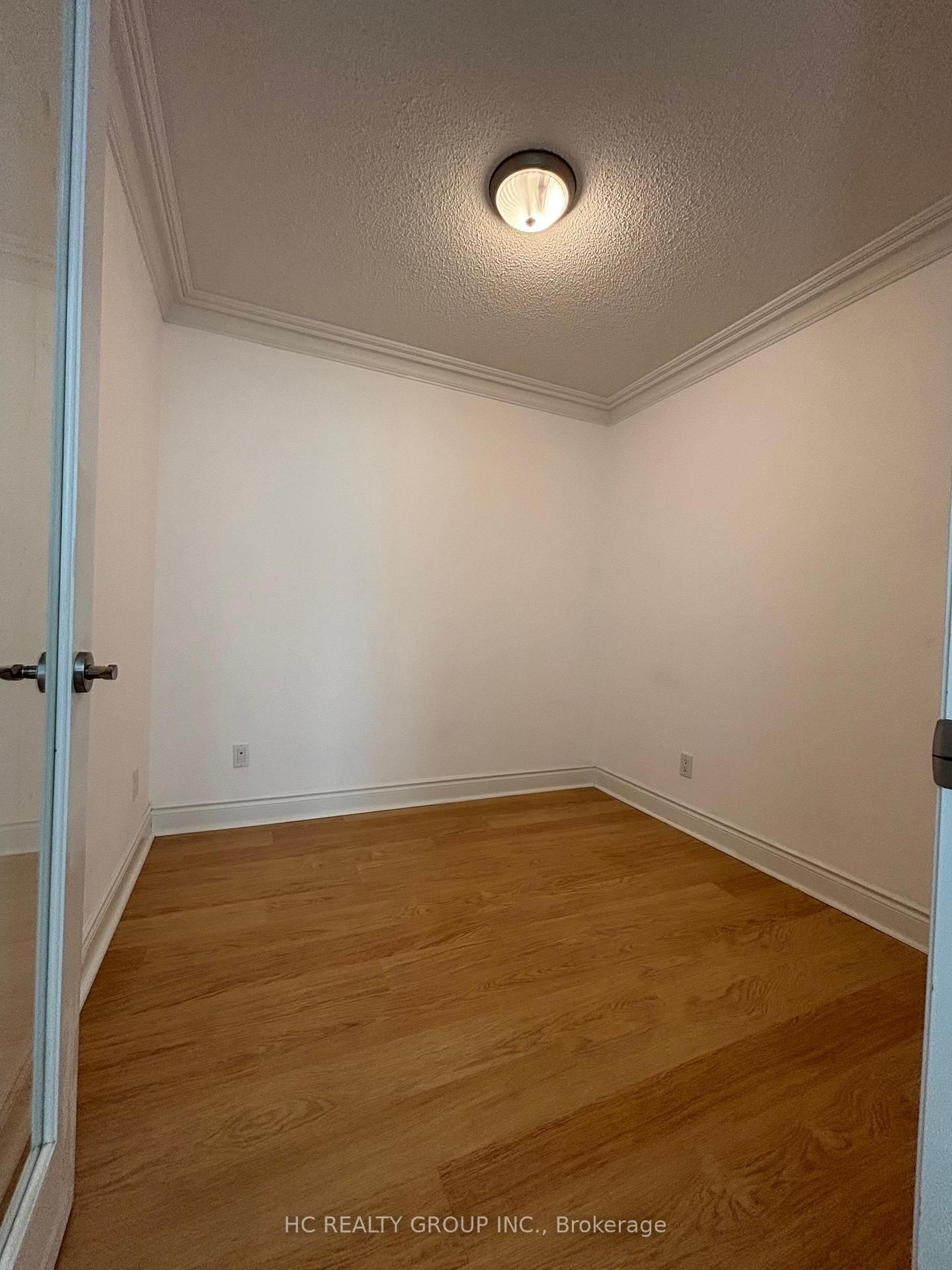 15 Greenview Avenue, Unit 1006 - Photo 12