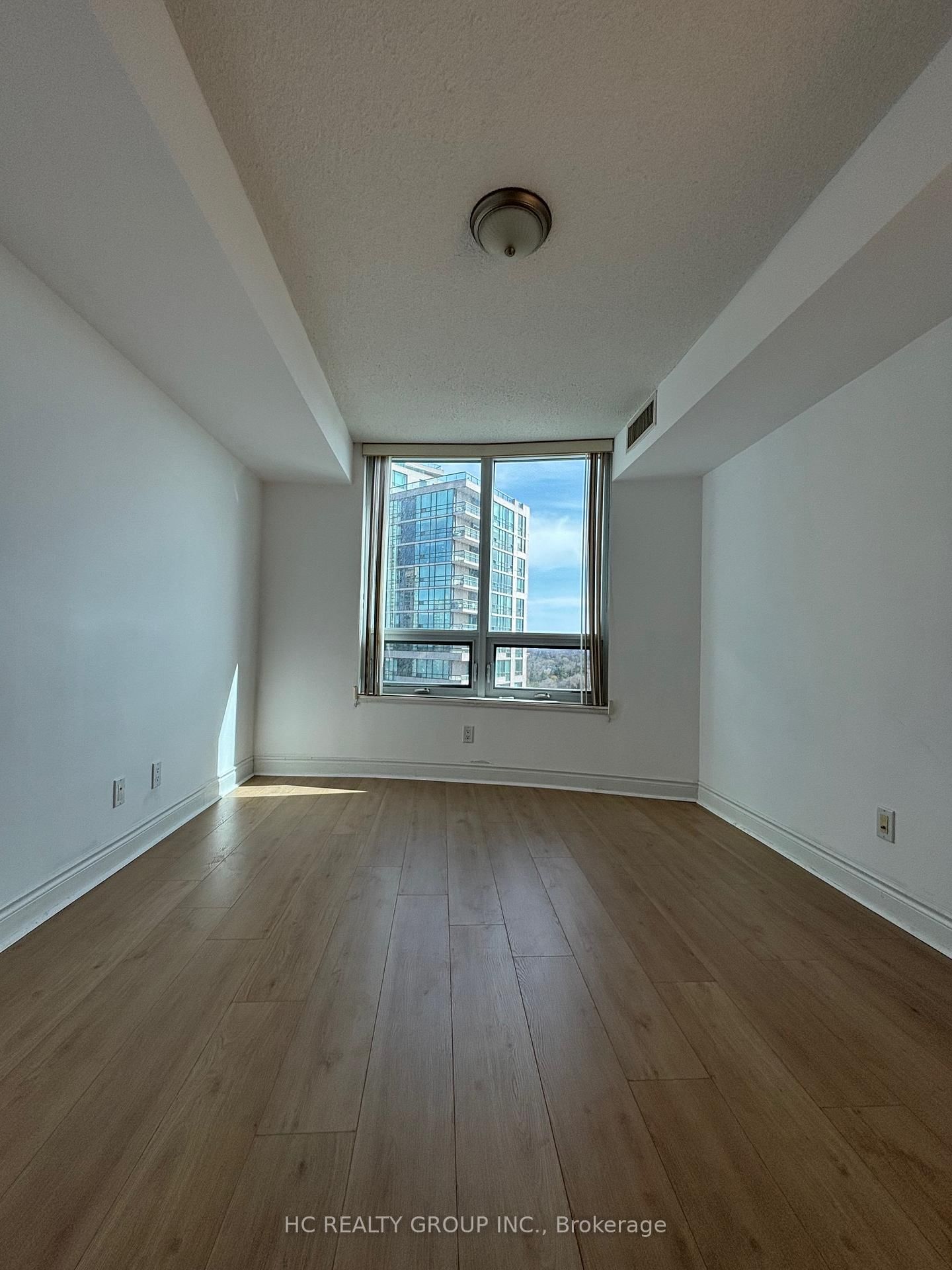 15 Greenview Avenue, Unit 1006 - Photo 9