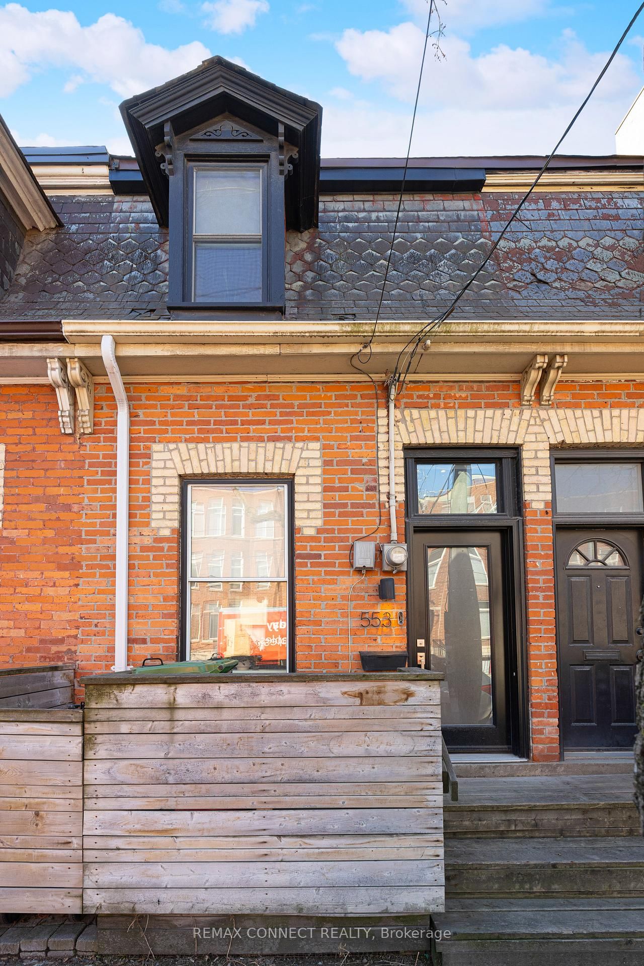 553 King Street E - Photo 32