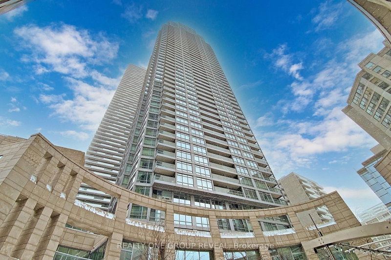 3707 - 2191 Yonge St, Toronto, M4S 3H8 | Image 2