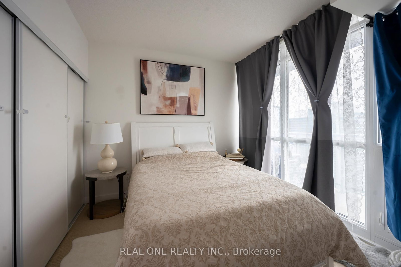 121 Mcmahon Drive, Unit 2802 - Photo 8
