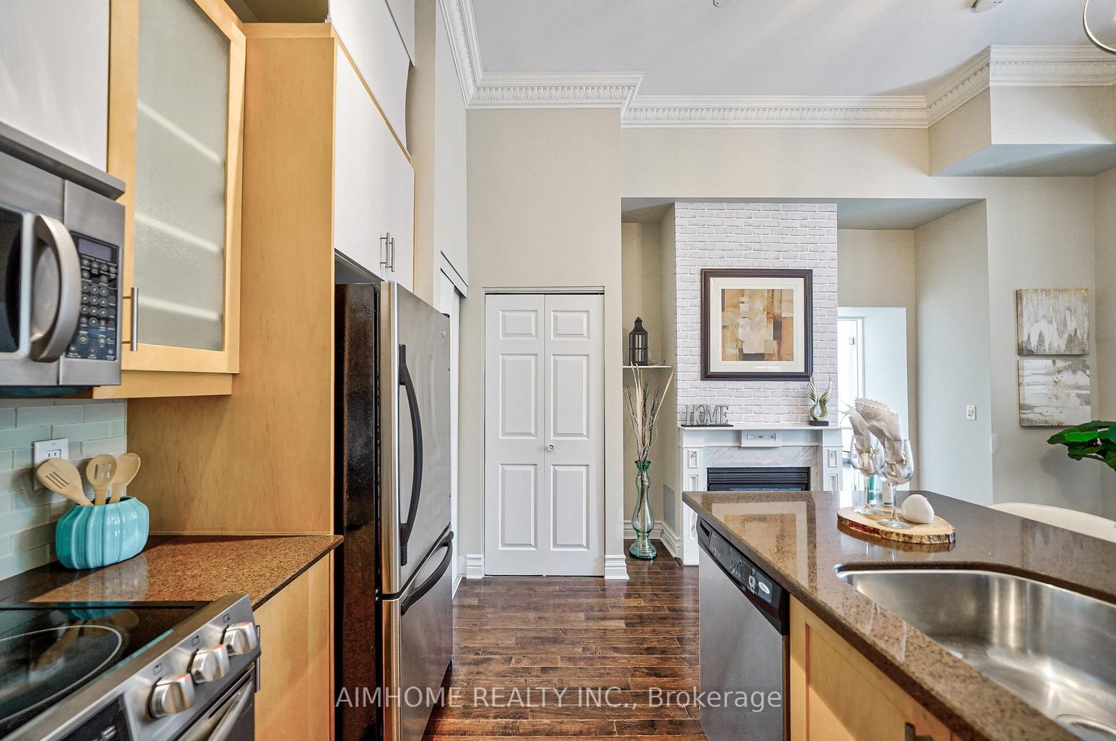 539 Jarvis Street, Unit M6 - Photo 16