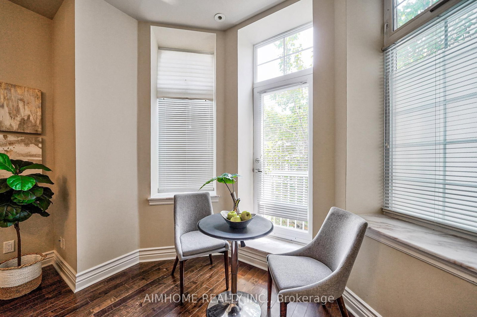 539 Jarvis Street, Unit M6 - Photo 18