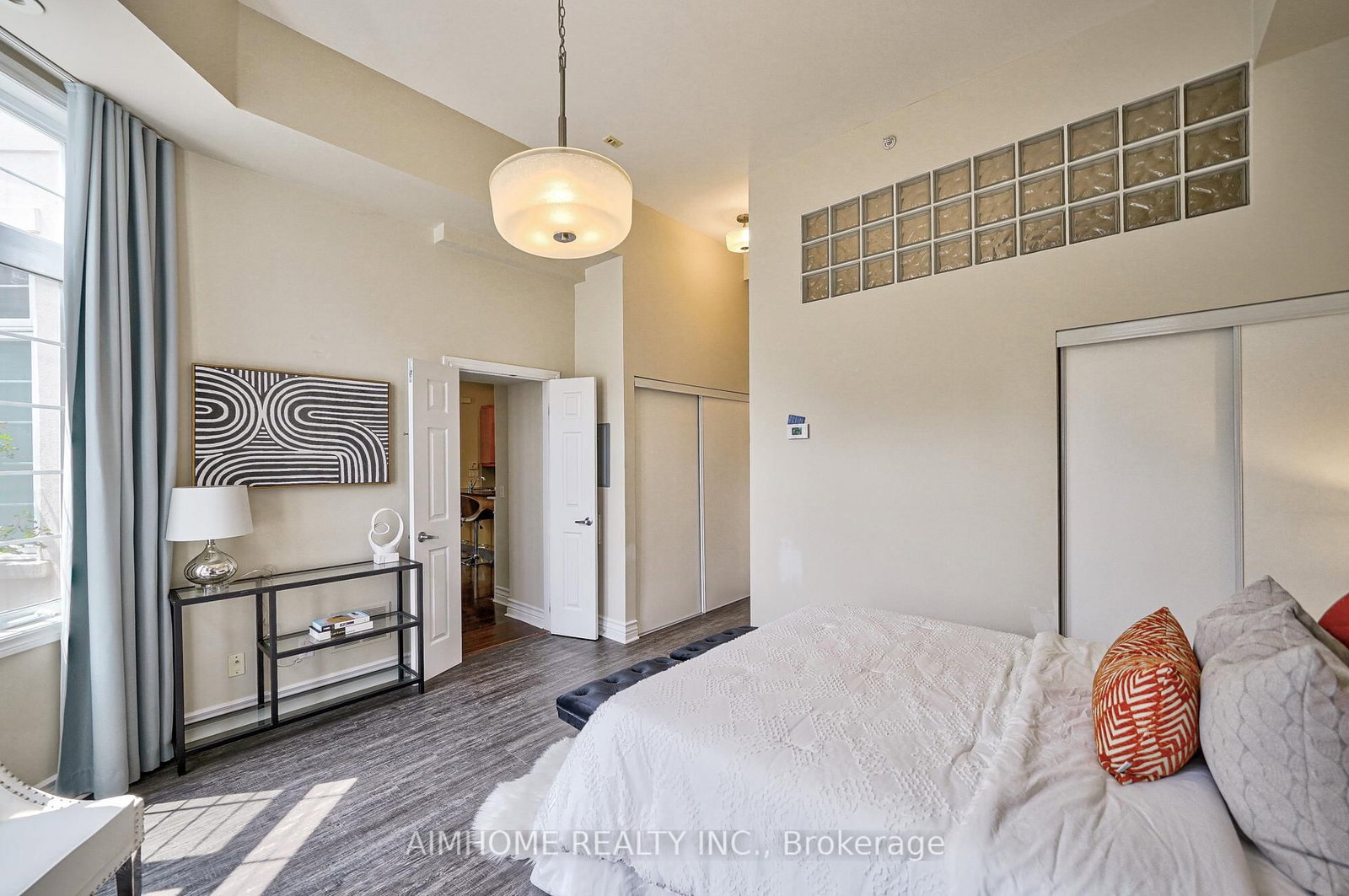 539 Jarvis Street, Unit M6 - Photo 24
