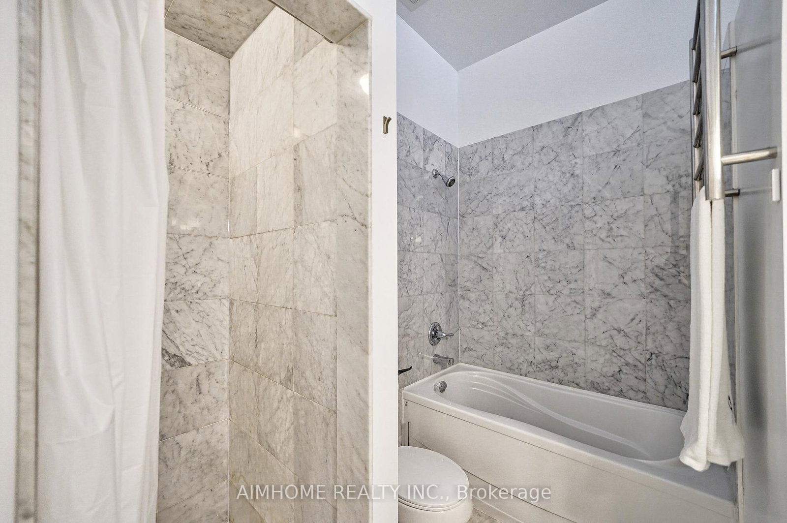 539 Jarvis Street, Unit M6 - Photo 27