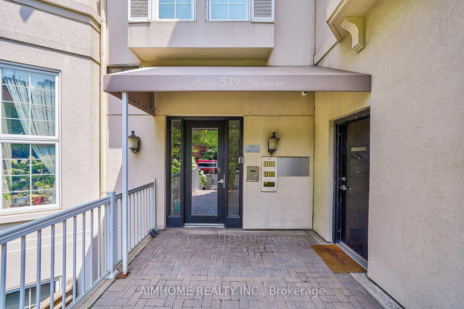 539 Jarvis Street, Unit M6 - Photo 5