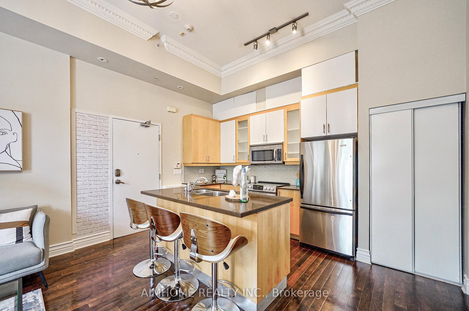 539 Jarvis Street, Unit M6 - Photo 6