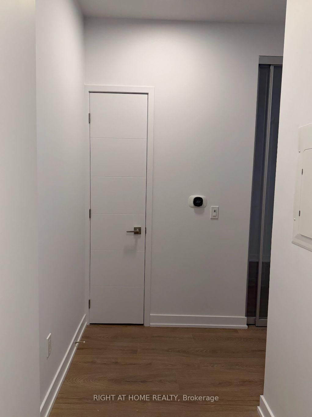 29 Green Trail Court, Unit 207 - Photo 10