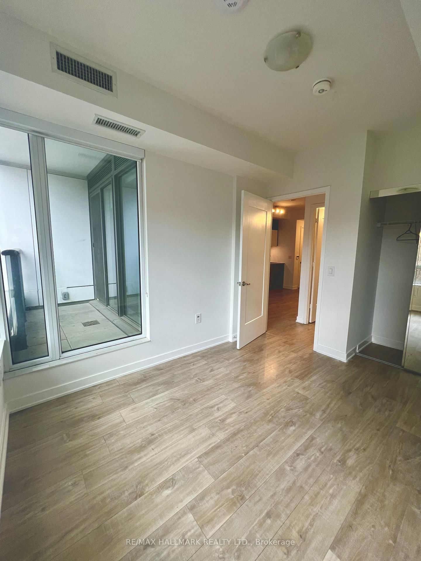 70 Princess Street, Unit 309 - Photo 11