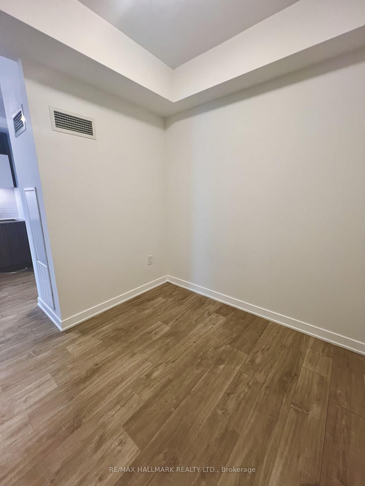 70 Princess Street, Unit 309 - Photo 16