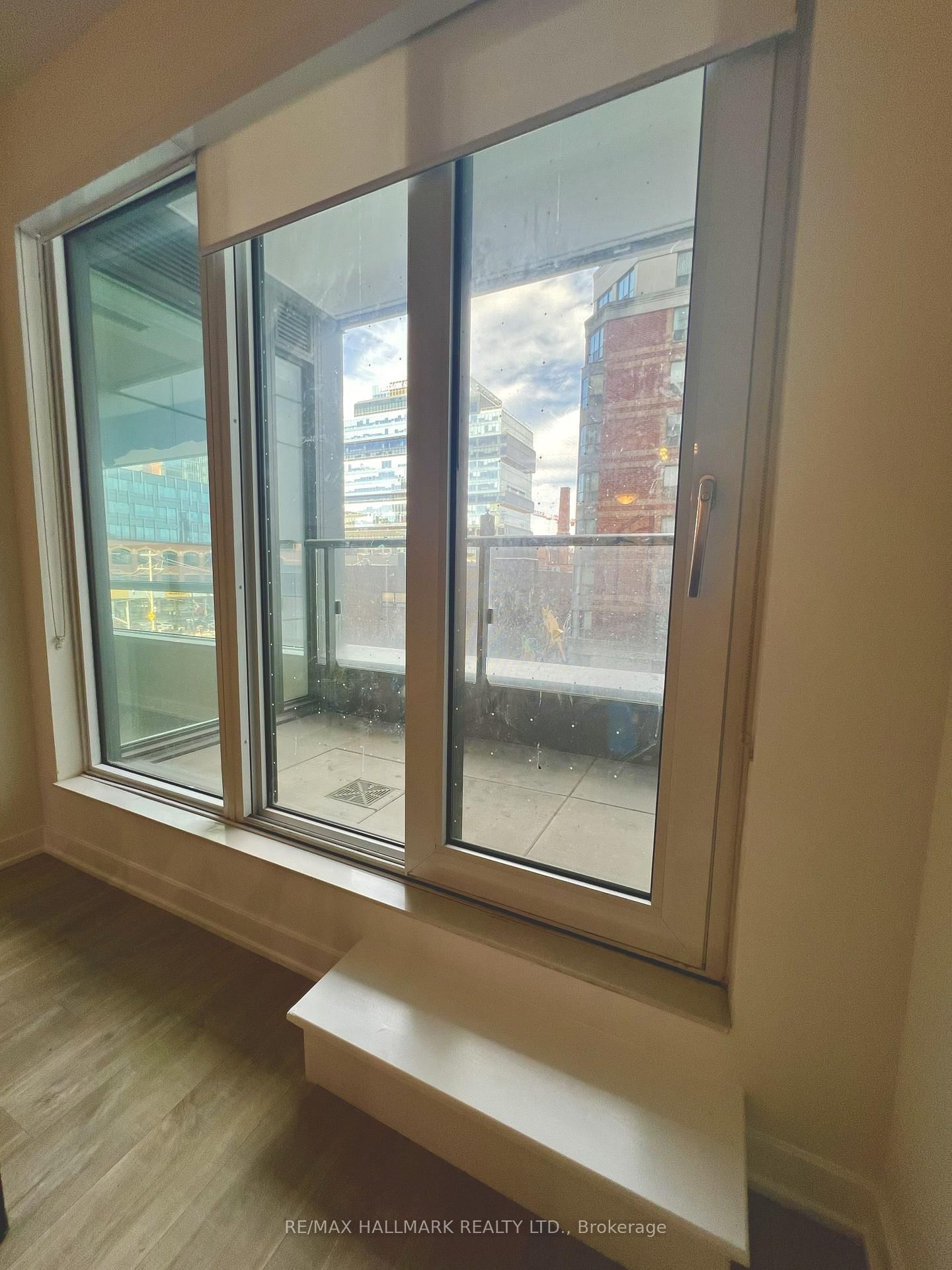70 Princess Street, Unit 309 - Photo 17