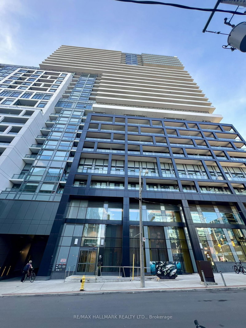 309 - 70 Princess St, Toronto, M5A 0X6 | Image 2