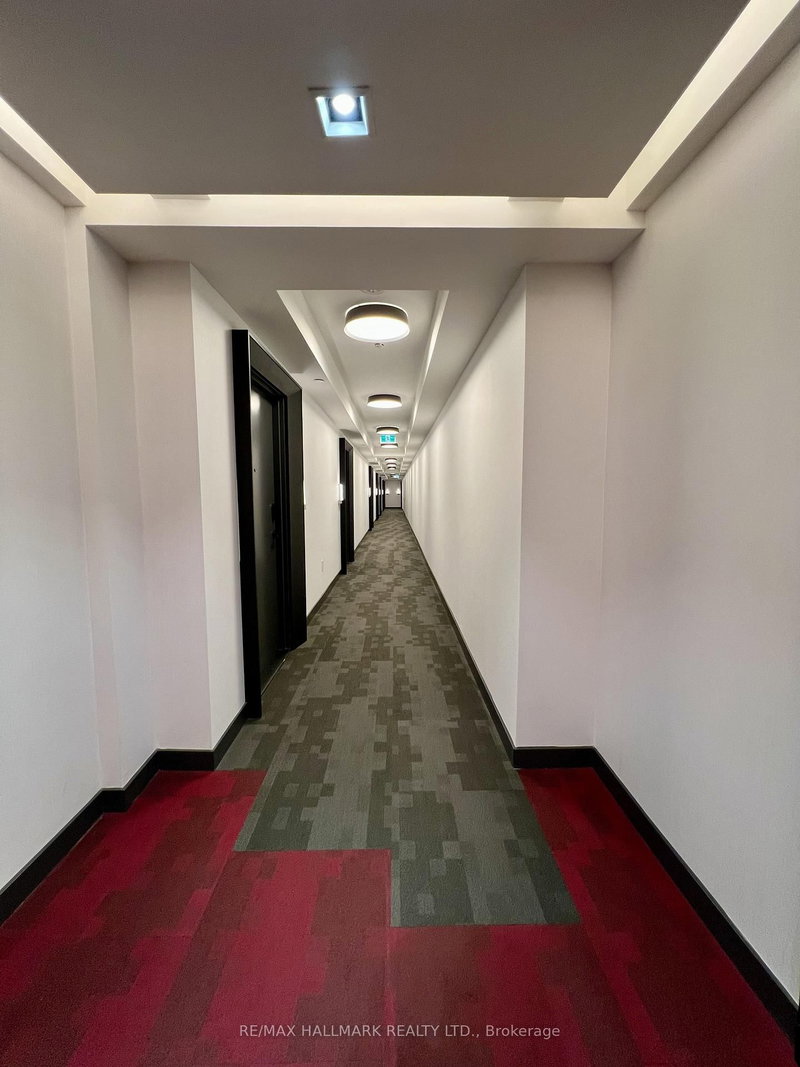 309 - 70 Princess St, Toronto, M5A 0X6 | Image 3