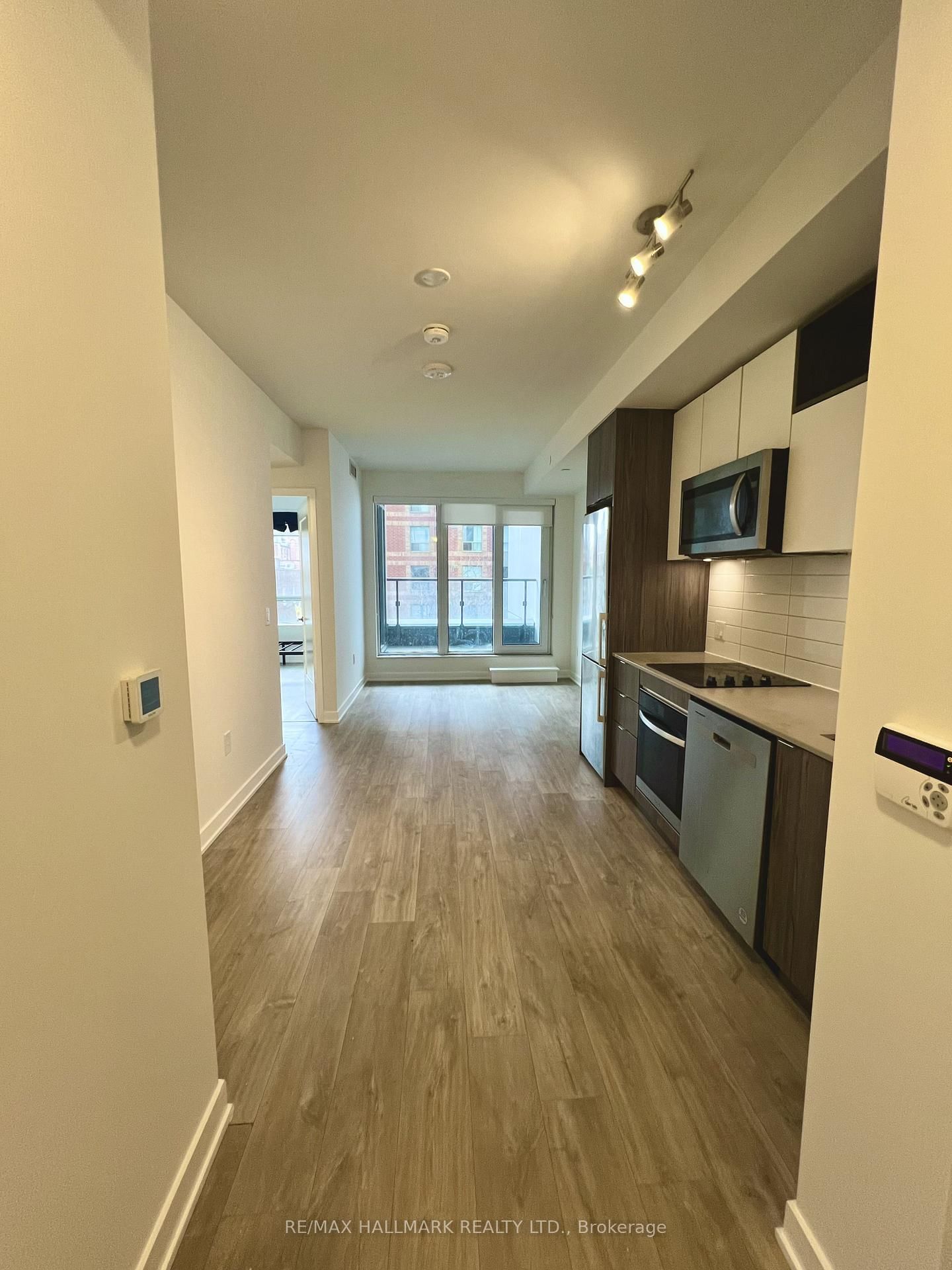 70 Princess Street, Unit 309 - Photo 7