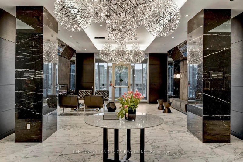 252 - 31 Tippett Rd, Toronto, M3H 0C8 | Image 3