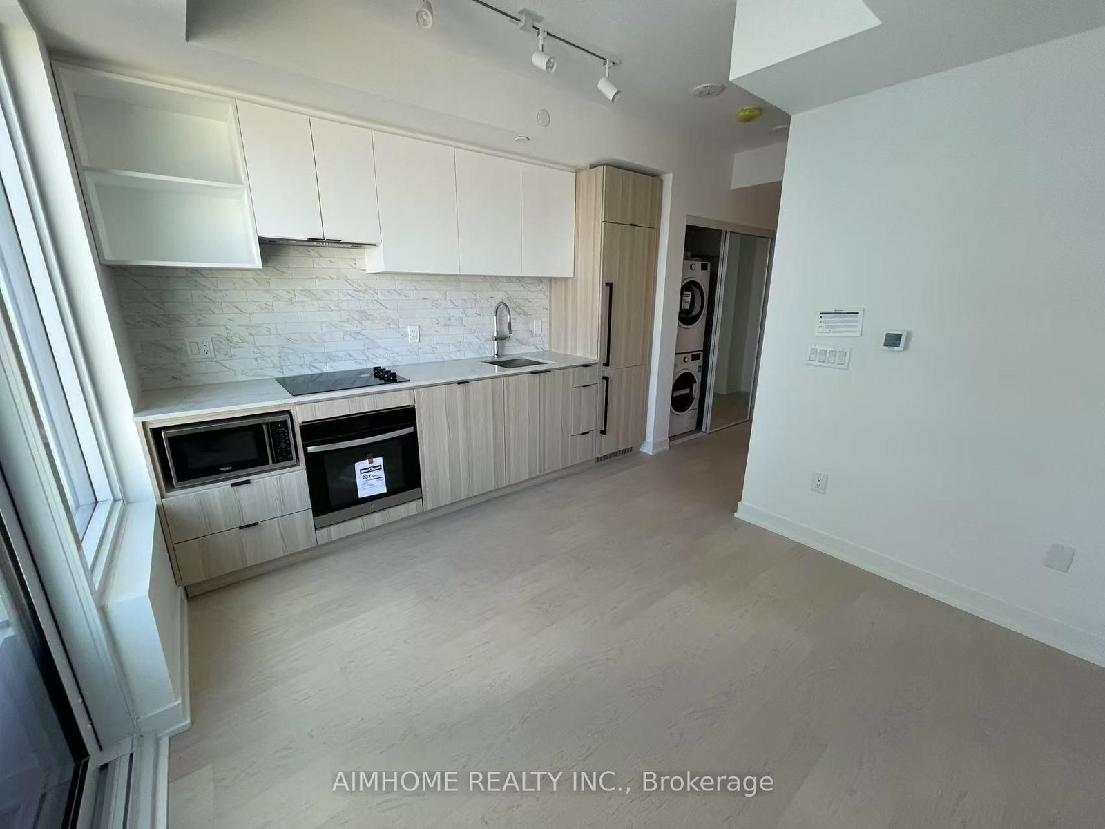 252 Church Street, Unit 2507 - Photo 4