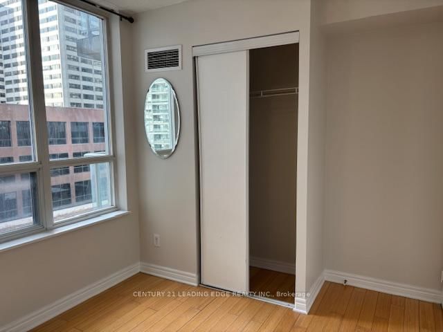 1110 - 43 Eglington Ave E, Toronto, M4P 1A2 | Image 2