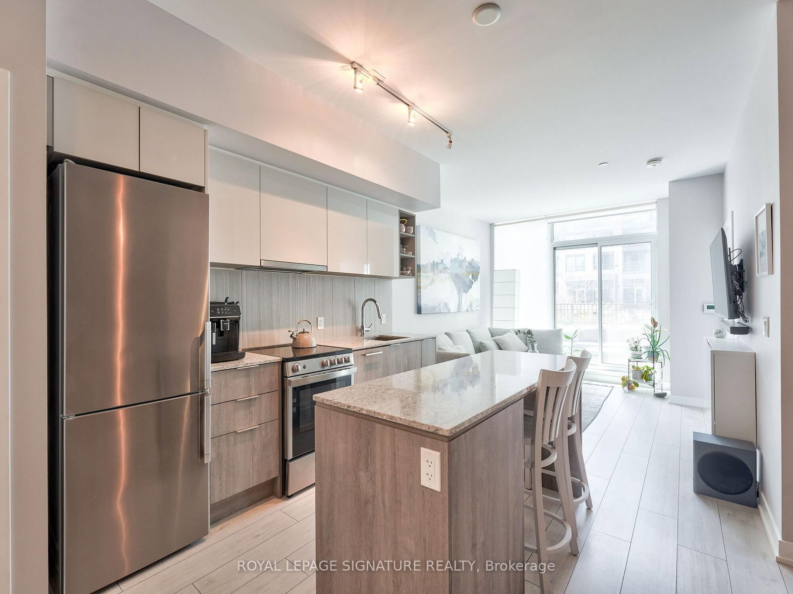 31 Tippett Road, Unit 108 - Photo 11