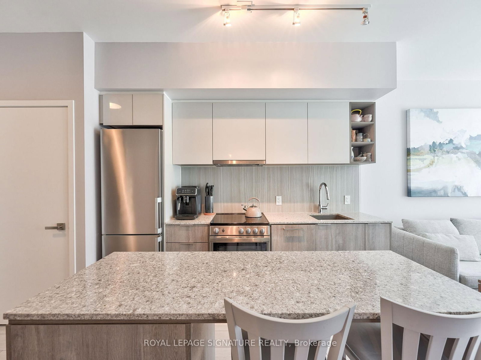 31 Tippett Road, Unit 108 - Photo 13