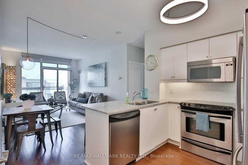 704 - 319 Merton St, Toronto, M4S 1A5 | Image 2
