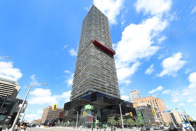 5009 - 8 Eglinton Ave | Toronto | Image